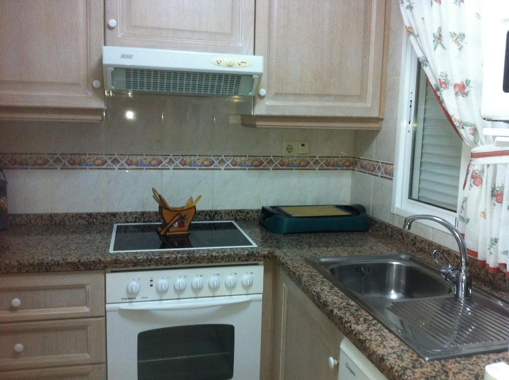 Apartamentos Arenales Del Sol III Bilik gambar